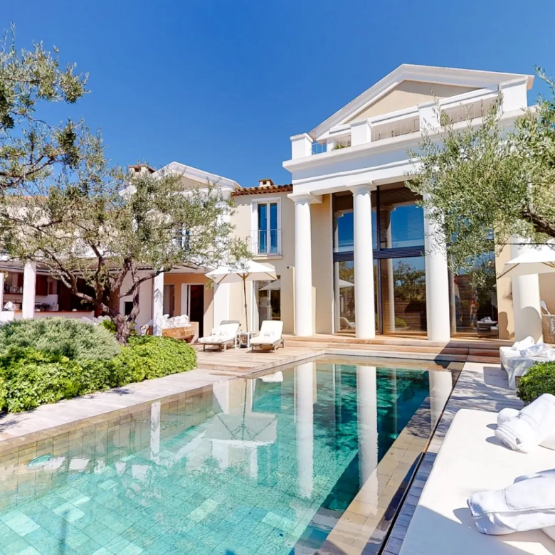 Agence immobili&egrave;re &agrave; Port-Grimaud
